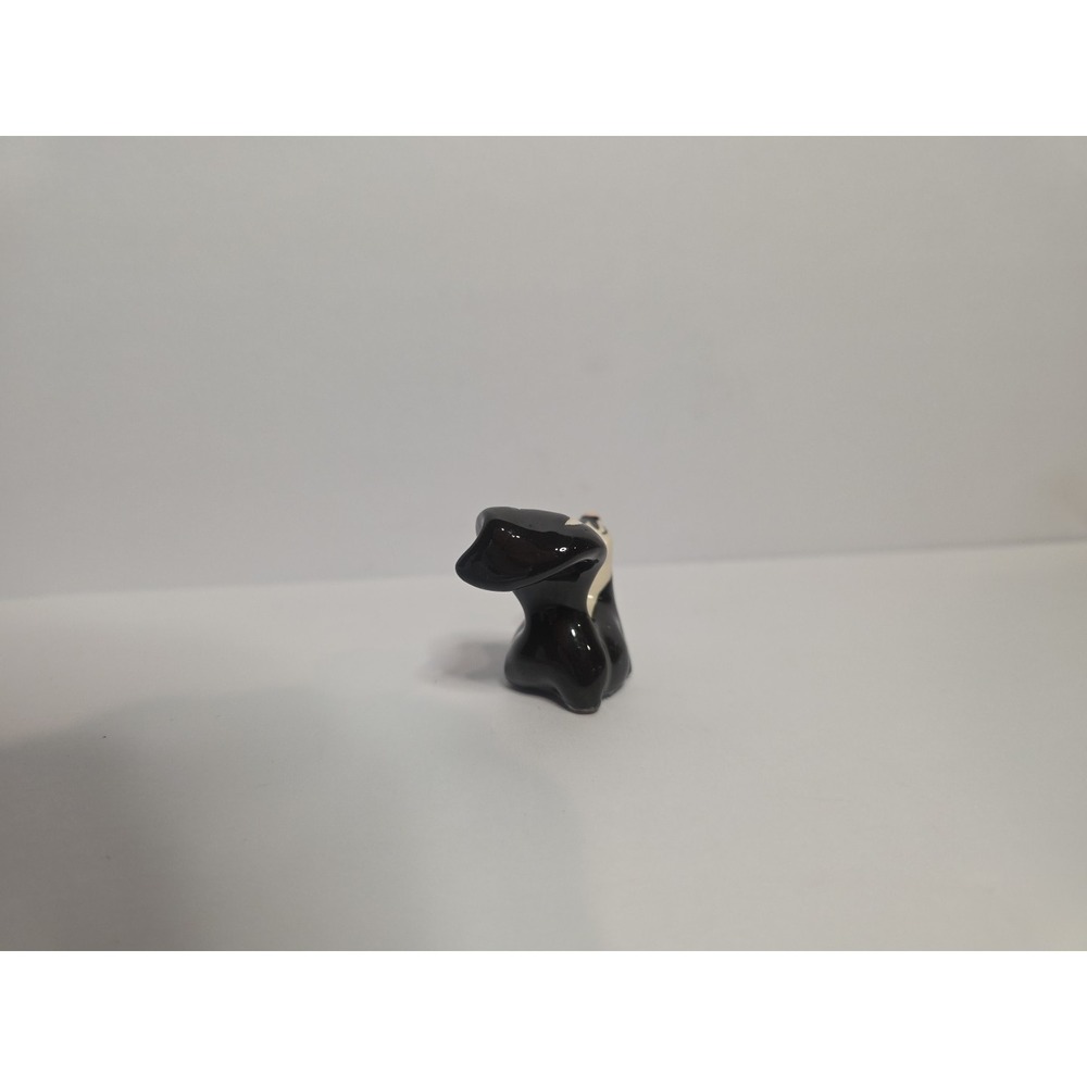 Hagen Renaker Skunk Mama Miniature Figure‎ Style A-95 - Picture 3 of 4